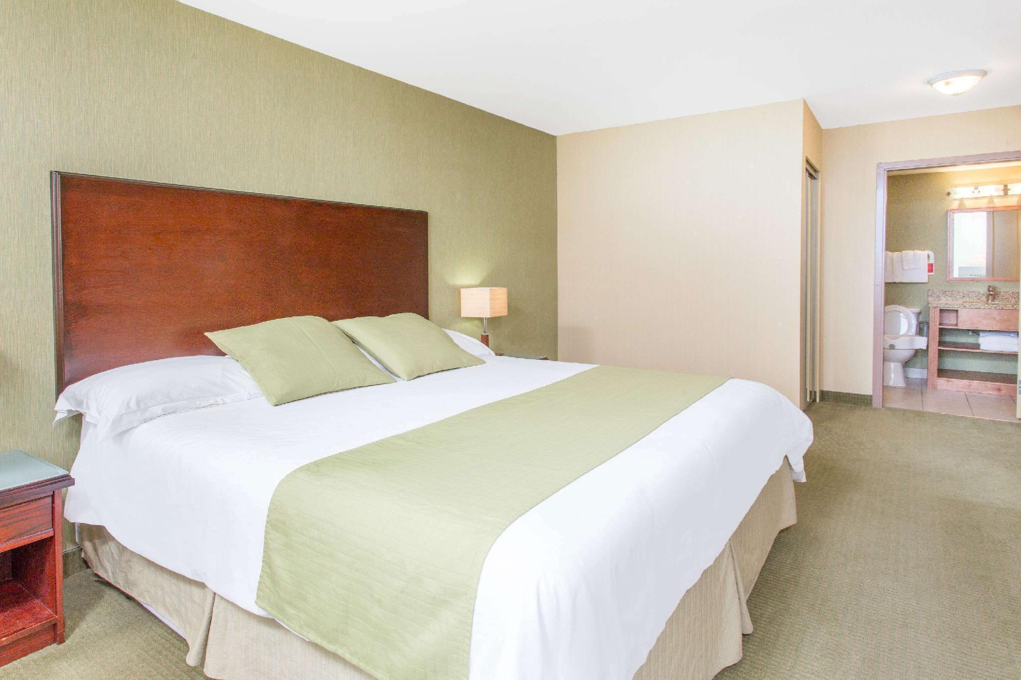 Ramada By Wyndham Williams Lake Zewnętrze zdjęcie