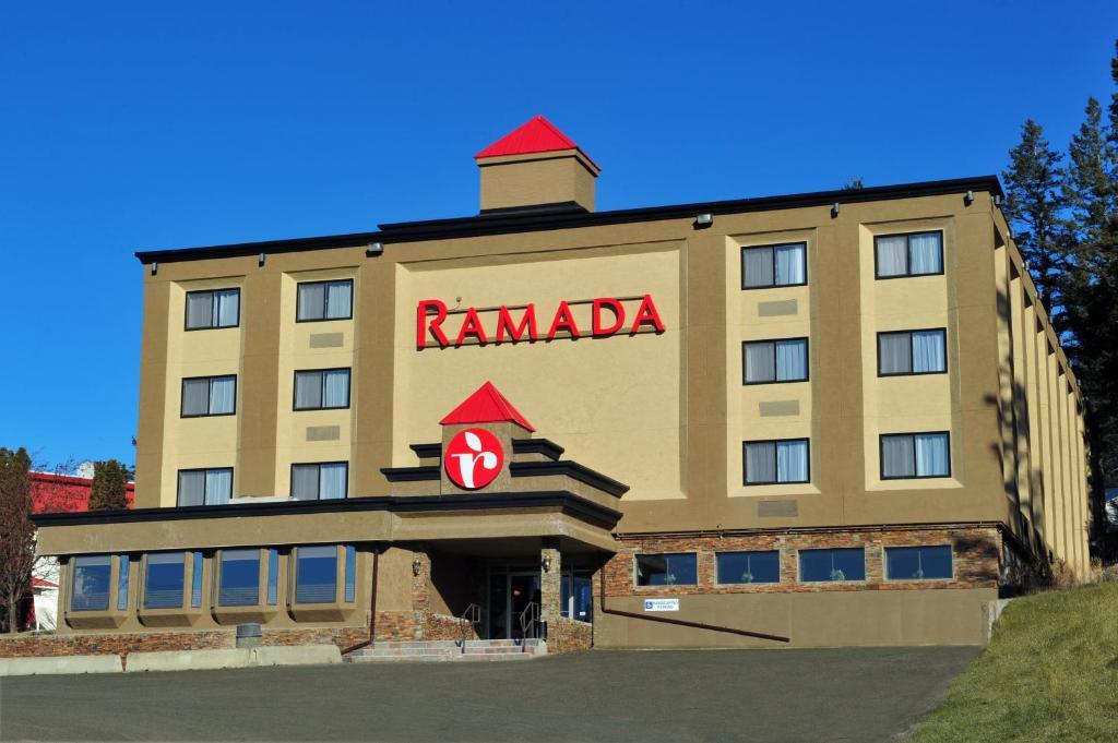 Ramada By Wyndham Williams Lake Zewnętrze zdjęcie